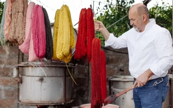 Hayk Oltaci’s Journey to Revive Armenia’s Carpet Weaving