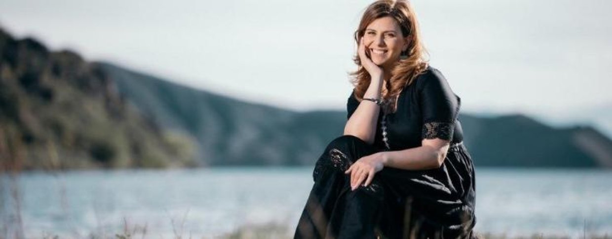 Elena Akopyan: Helping the Children of Armenia Elena Akopyan: Helping the Children of Armenia